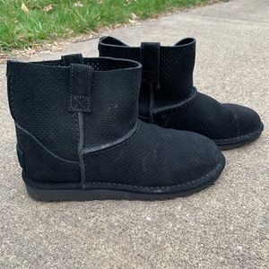 Black UGGS